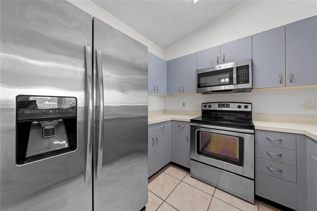 1094 MARTIN BOULEVARD, Orlando, FL 32825
