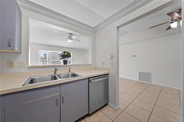 1094 MARTIN BOULEVARD, Orlando, FL 32825