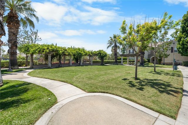 7353 Ellena W 74, Rancho Cucamonga, CA 91730