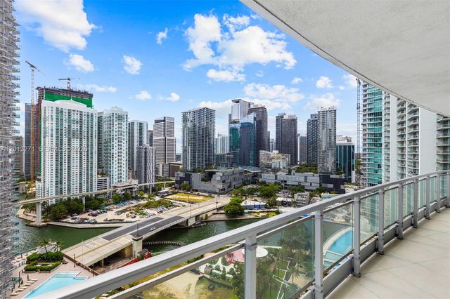 90 SW 3rd St 2504, Miami, FL 33130