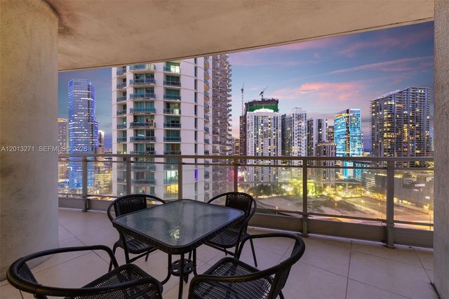 90 SW 3rd St 2504, Miami, FL 33130