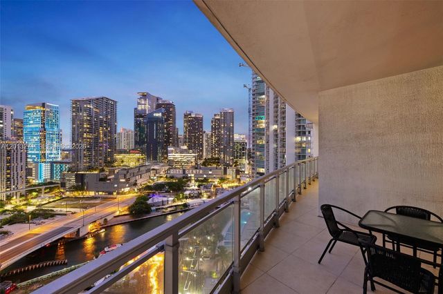 90 SW 3rd St 2504, Miami, FL 33130