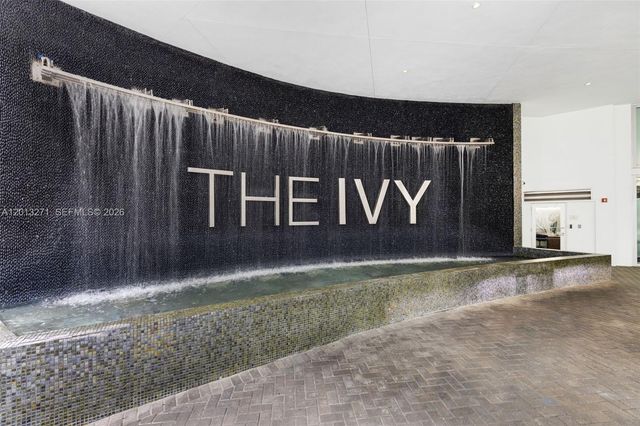 90 SW 3rd St 2504, Miami, FL 33130