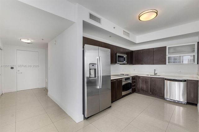 90 SW 3rd St 2504, Miami, FL 33130
