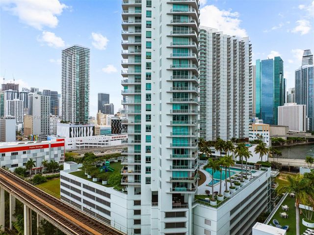 90 SW 3rd St 2504, Miami, FL 33130