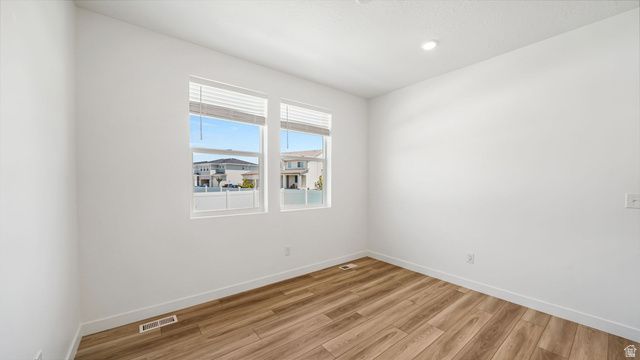 1611 E COTTONTAIL DR, Eagle Mountain, UT 84005
