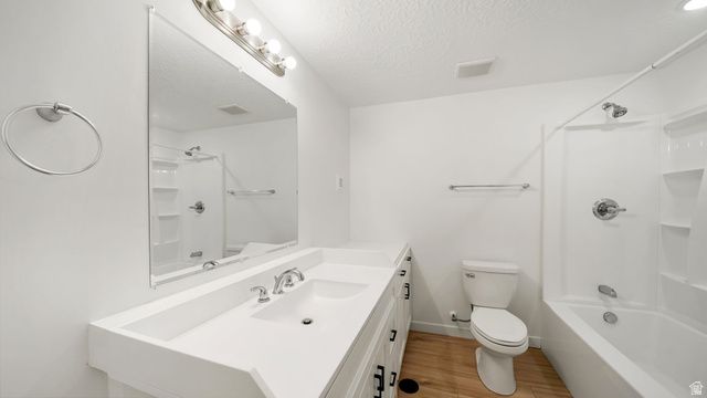 1611 E COTTONTAIL DR, Eagle Mountain, UT 84005
