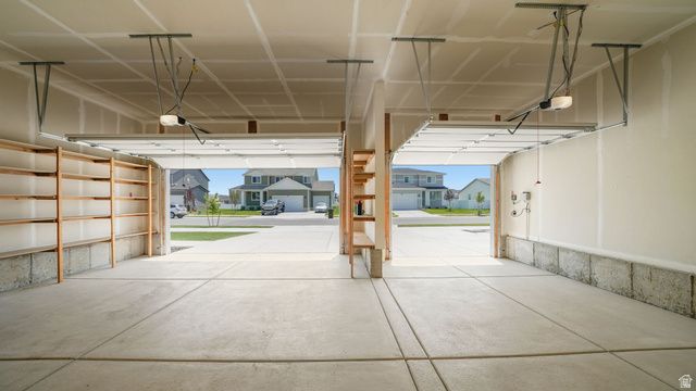 1611 E COTTONTAIL DR, Eagle Mountain, UT 84005