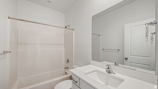 1611 E COTTONTAIL DR, Eagle Mountain, UT 84005