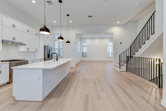 1821 Prospect Street B, Houston, TX 77004