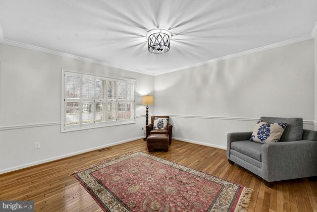 930 PARK ST SE, Vienna, VA 22180