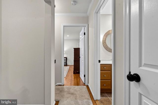 930 PARK ST SE, Vienna, VA 22180