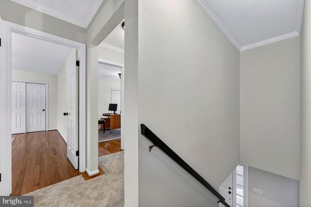 930 PARK ST SE, Vienna, VA 22180