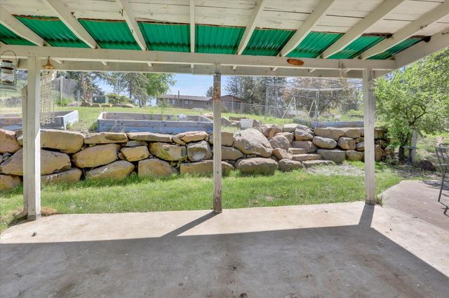 14107 S MOODY Dr, Medical Lake, WA 99022