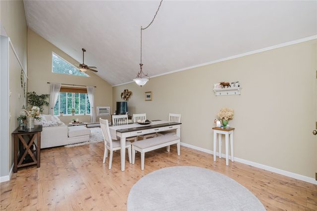 200 Woodlawn Avenue C-309, North Providence, RI 02904