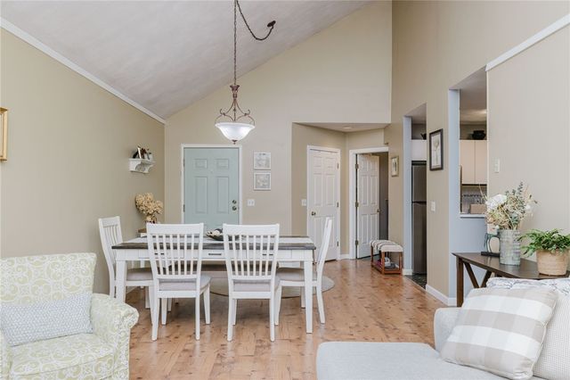 200 Woodlawn Avenue C-309, North Providence, RI 02904