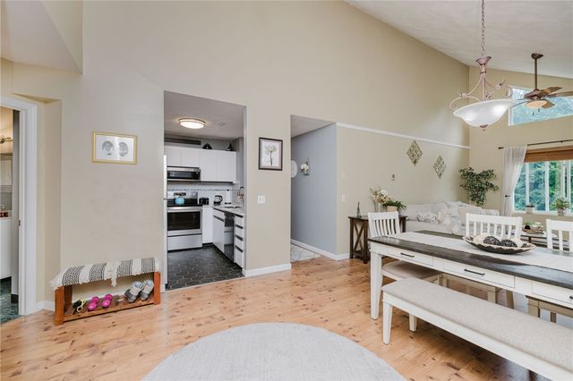 200 Woodlawn Avenue C-309, North Providence, RI 02904