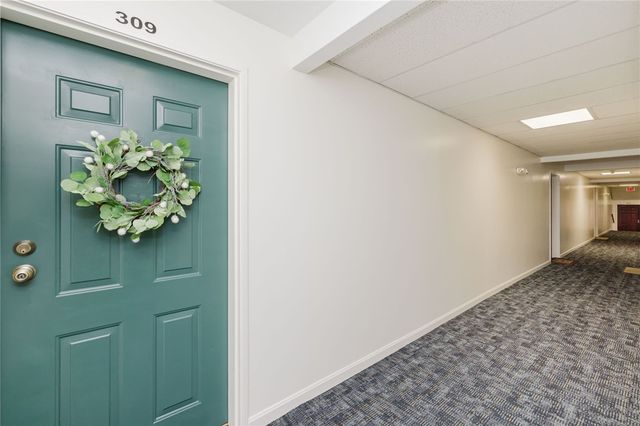 200 Woodlawn Avenue C-309, North Providence, RI 02904