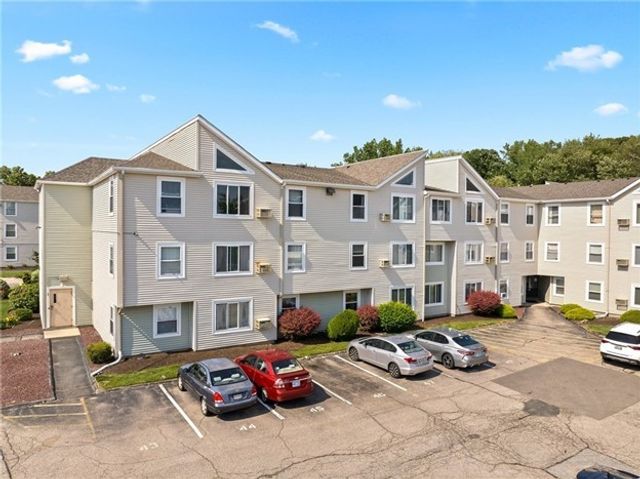 200 Woodlawn Avenue C-309, North Providence, RI 02904
