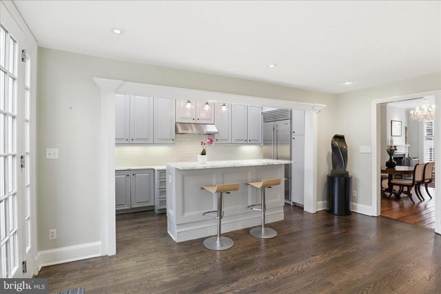 3011 DUMBARTON ST NW, Washington, DC 20007