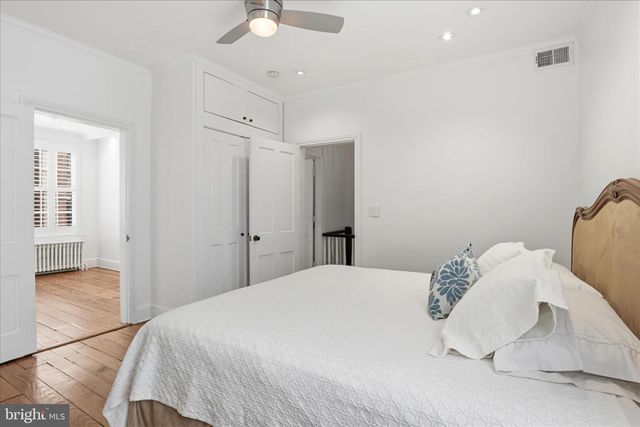 3011 DUMBARTON ST NW, Washington, DC 20007