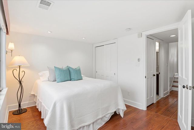 3011 DUMBARTON ST NW, Washington, DC 20007