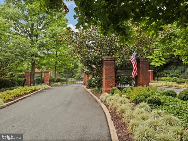 3011 DUMBARTON ST NW, Washington, DC 20007