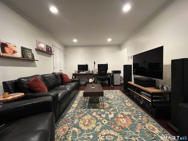 279 Bridge Street 7, Stamford, CT 06902