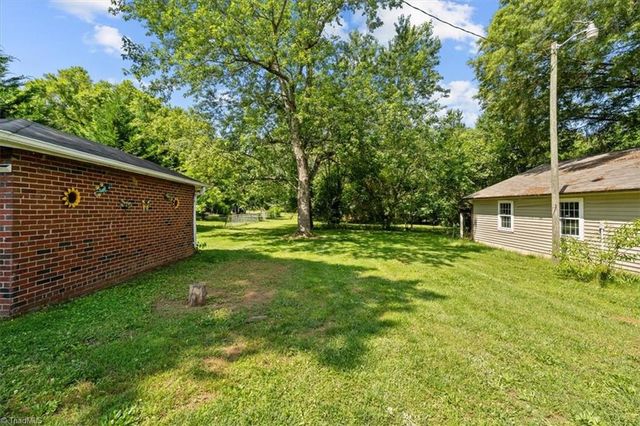 1950 Butler Street, Winston-salem, NC 27107