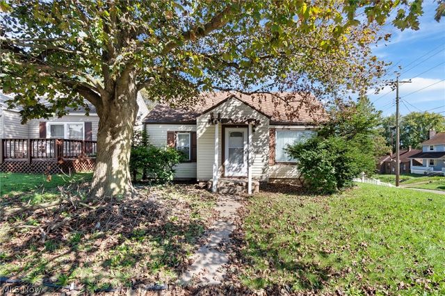 1602 Cherry Avenue NE, Canton, OH 44714