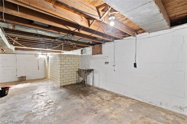 1602 Cherry Avenue NE, Canton, OH 44714