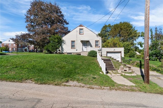 1602 Cherry Avenue NE, Canton, OH 44714