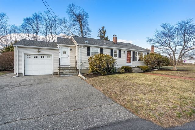 31 Potter Rd, Waltham, MA 02453