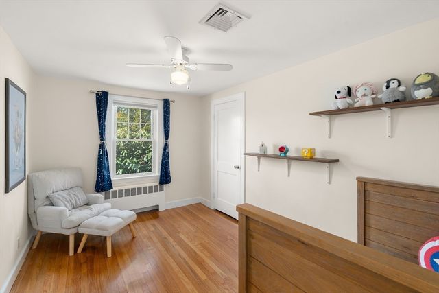 31 Potter Rd, Waltham, MA 02453