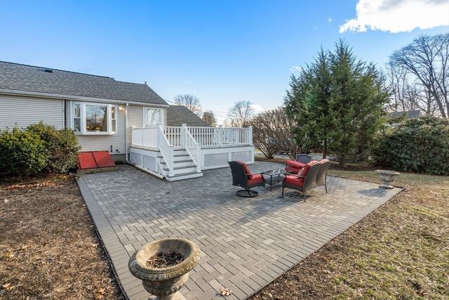 31 Potter Rd, Waltham, MA 02453