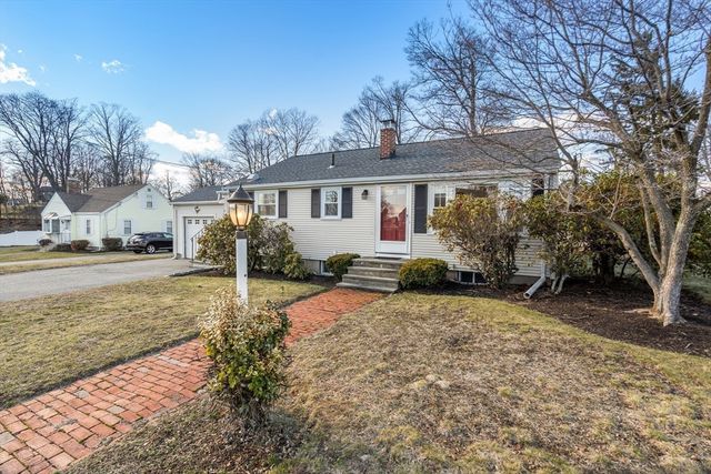31 Potter Rd, Waltham, MA 02453