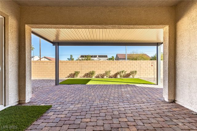 10086 Goff Grove Ct Court, Las Vegas, NV 89183