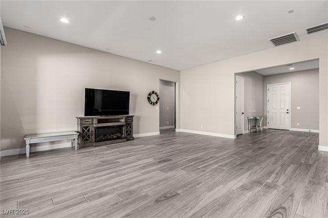 10086 Goff Grove Ct Court, Las Vegas, NV 89183