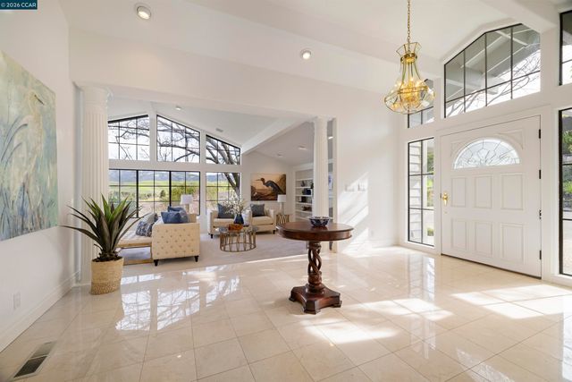 333 Merrilee Pl, Danville, CA 94526