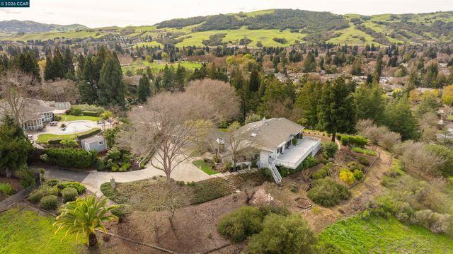 333 Merrilee Pl, Danville, CA 94526