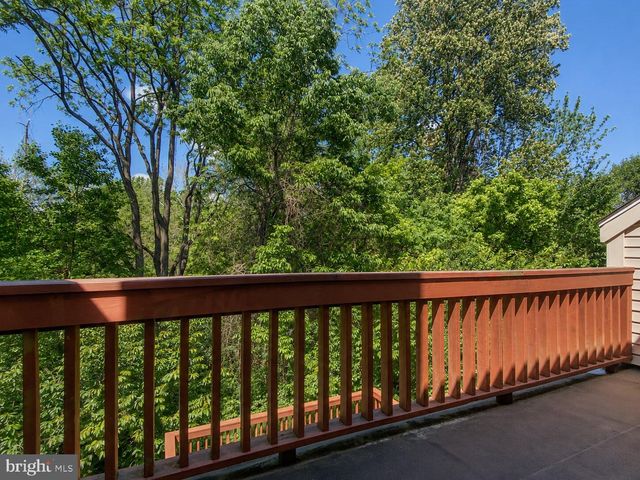 326 BRIGADE CT, Chesterbrook, PA 19087