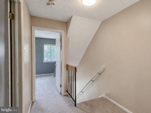 326 BRIGADE CT, Chesterbrook, PA 19087