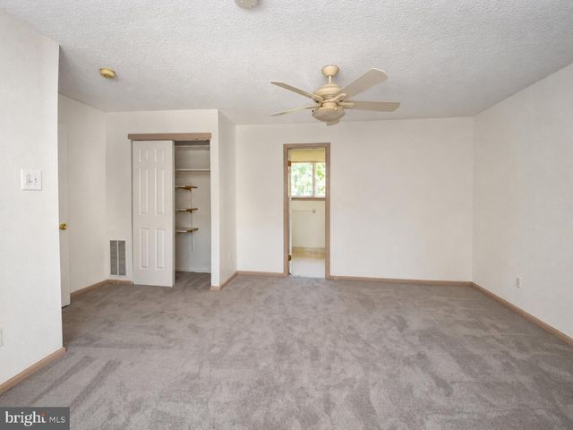 326 BRIGADE CT, Chesterbrook, PA 19087