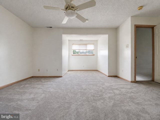 326 BRIGADE CT, Chesterbrook, PA 19087