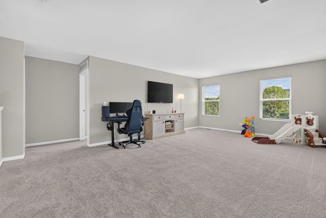 25102 Presidential Avenue, Plainfield, IL 60544