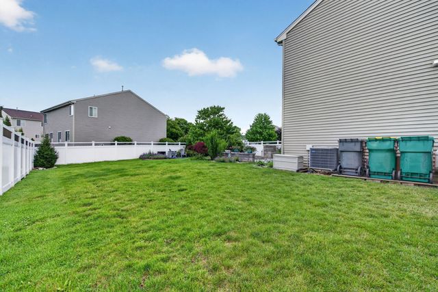 25102 Presidential Avenue, Plainfield, IL 60544