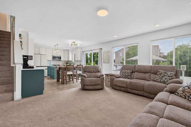 25102 Presidential Avenue, Plainfield, IL 60544