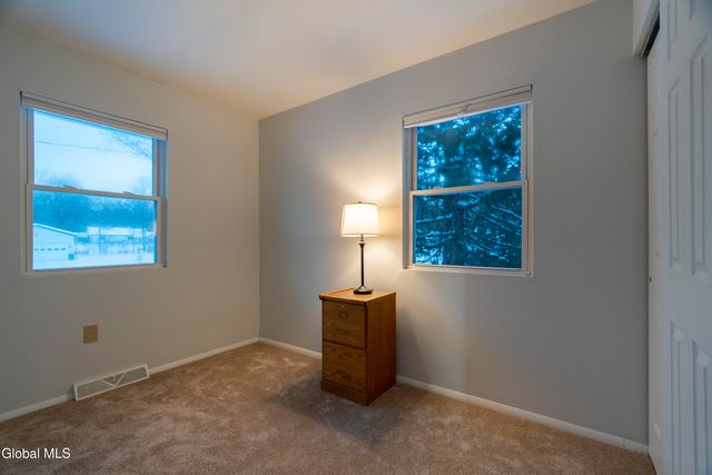 77 Tamarack Trail, Saratoga Springs, NY 12866