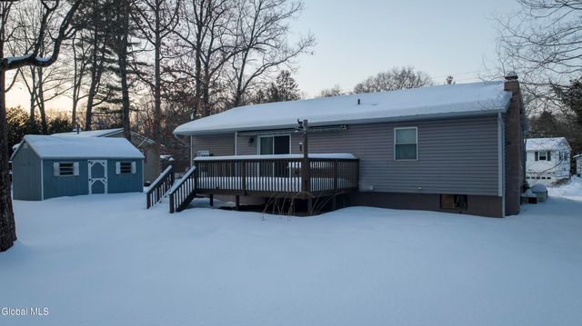 77 Tamarack Trail, Saratoga Springs, NY 12866