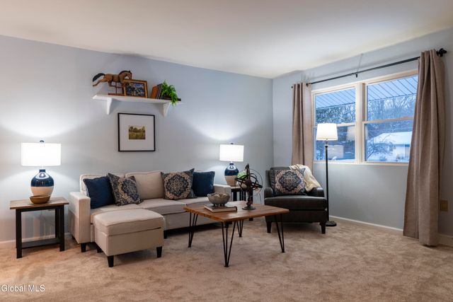 77 Tamarack Trail, Saratoga Springs, NY 12866